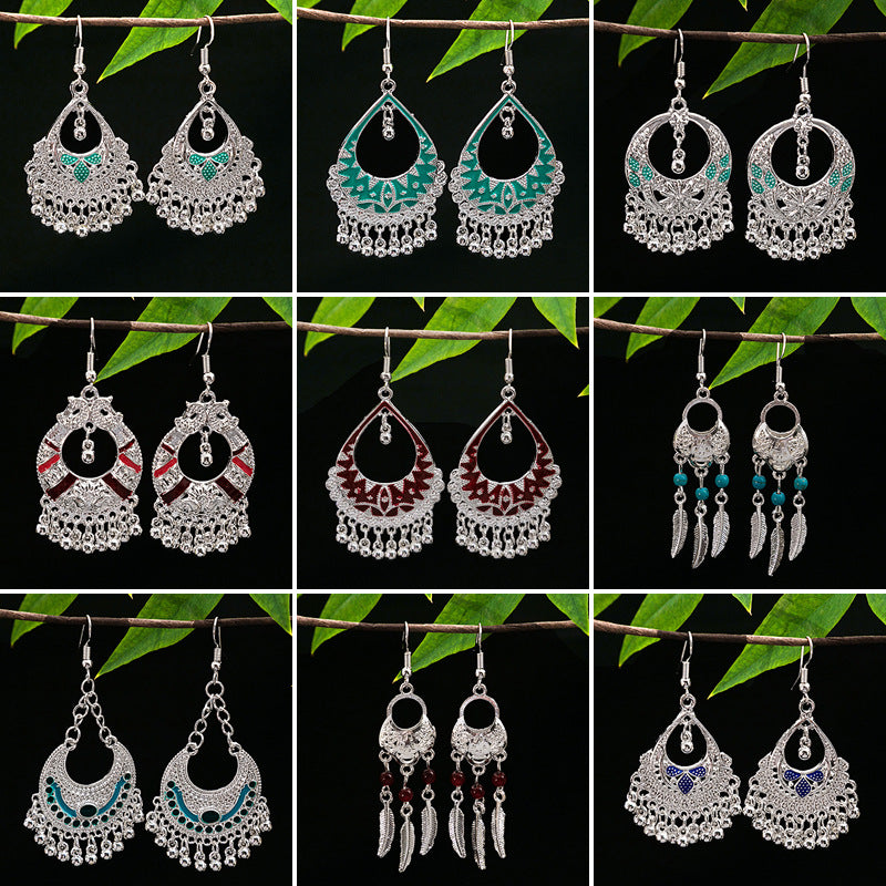 卸売ヴィンテージエスニックスタイルベルタッセル中空合金イヤリング